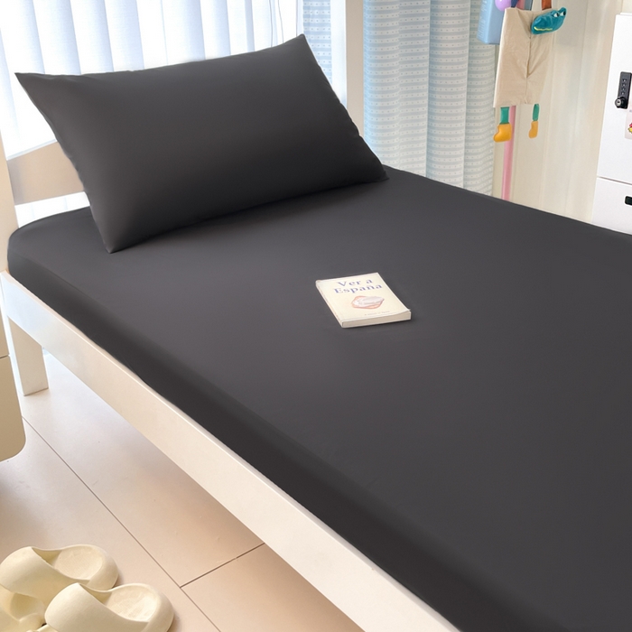 91家纺网 家纺一手货源 找家纺 老帅的工厂店 2025新款亲肤磨毛防水纯色学生床笠-小床图 深灰