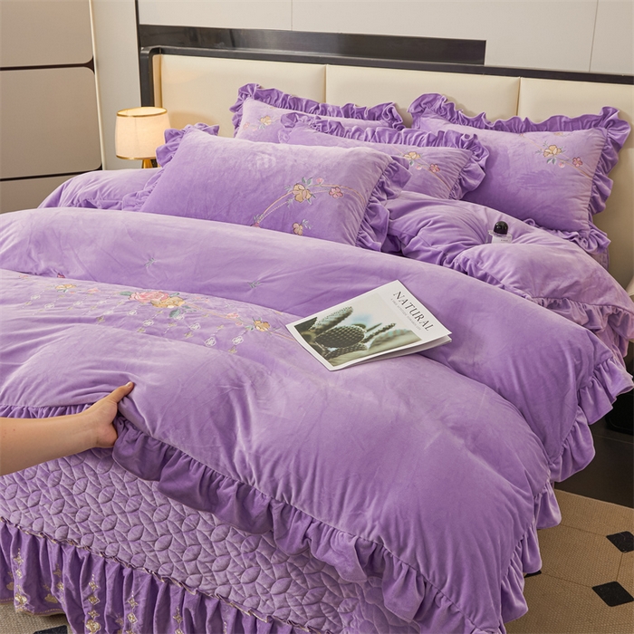 91家纺网 家纺一手货源 找家纺 2024秋冬新款茉含宝宝绒公主风四件套 浪漫紫-