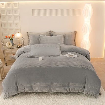 锦罗绣 2024新款全消光230克牛奶绒烂花绒提花四件套 提花灰