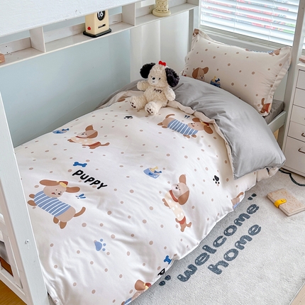 91家纺网 家纺一手货源 找家纺 卡斯诺家纺馆 2025新款芦荟棉宿舍床上下铺三件套 旺旺小狗