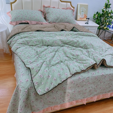 91家纺网 家纺一手货源 找家纺 （总）2024新款嵌条款春秋高温砂洗法式棉花床盖三件套