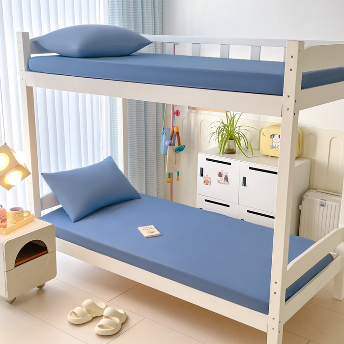 91家纺网 家纺一手货源 找家纺 老帅的工厂店 2025新款亲肤磨毛防水纯色学生床笠-小床图 雾蓝