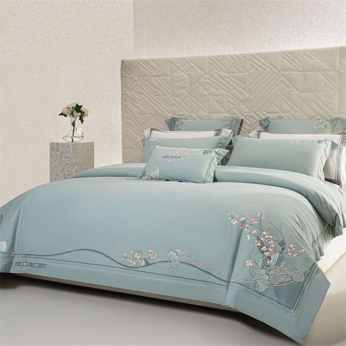 91家纺网 家纺一手货源 找家纺 2025新款长绒棉磨毛高端绣花四件套-花韵 花韵-清新绿