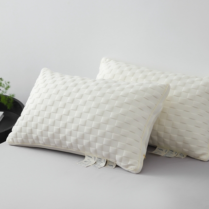 皇冠之家枕芯 2024新款超柔针织吨吨面包枕 米白48*74cm