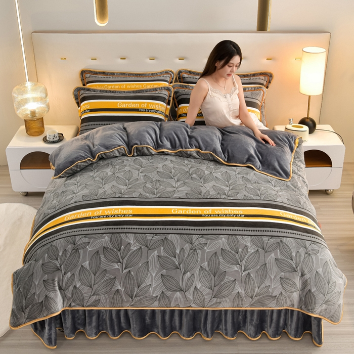 91家纺网 家纺一手货源 找家纺 亿品2025直播爆款9.5斤牛奶绒四件套加厚保暖床裙四件套 雅韵【灰】