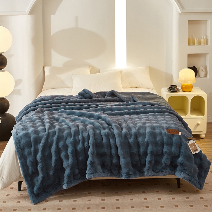 91家纺网 家纺一手货源 找家纺 尚品凤凰 2025新款亲肤舒适加厚保暖貂绒兔毛泡泡毛毯 泡泡-蓝