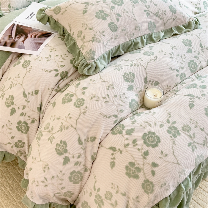 91家纺网 家纺一手货源 找家纺 2024新品A类牛奶绒韩版雕花四件套 蔷薇-绿