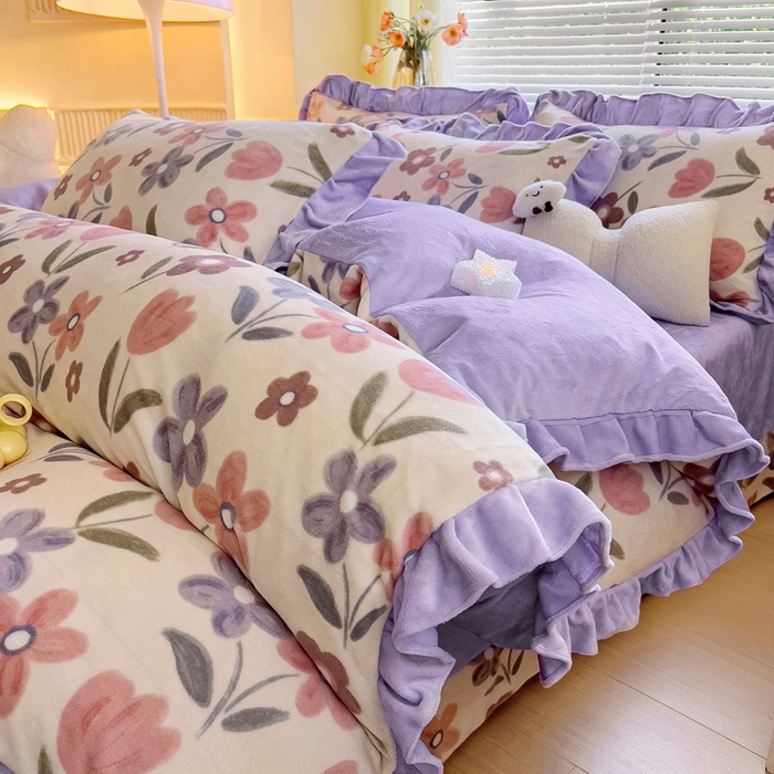 91家纺网 家纺一手货源 找家纺 找底底家纺 2024新款牛奶绒印花四件套 小美好