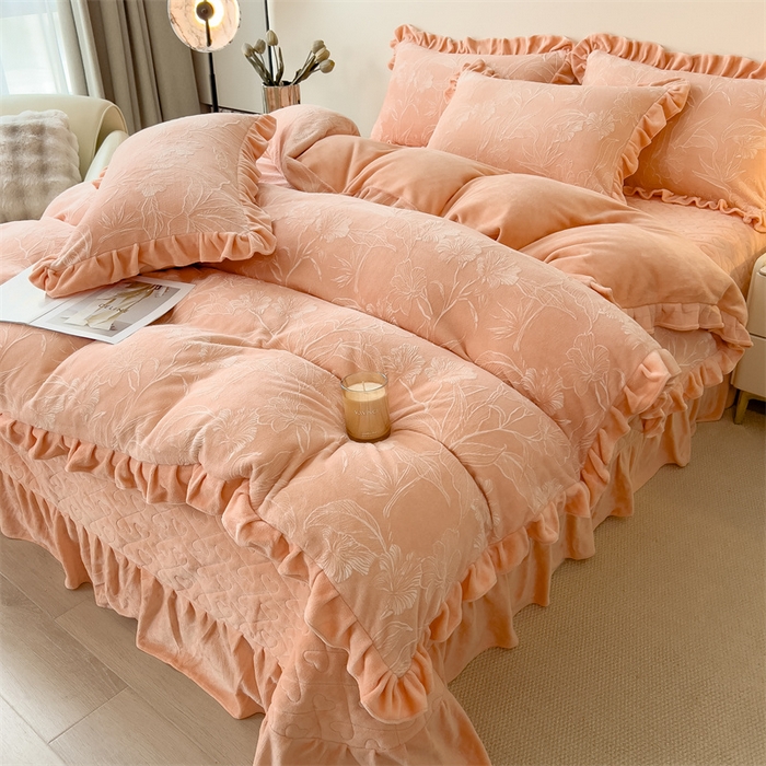 91家纺网 家纺一手货源 找家纺 2024新品A类牛奶绒韩版雕花四件套 凤仙花-玉