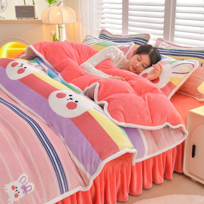 91家纺网 家纺一手货源 找家纺 绒耀 2025新款高克重牛奶绒四件套保暖四件套直播爆款电商爆款 彩虹兔