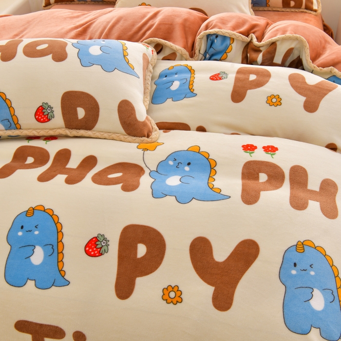 91家纺网 家纺一手货源 找家纺 绒耀 2025新款高克重牛奶绒四件套保暖四件套直播爆款电商爆款 快乐萌龙