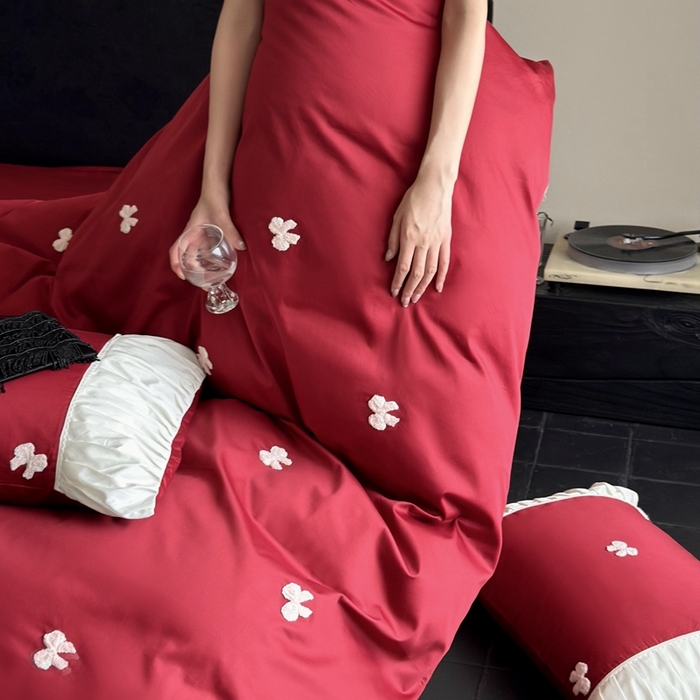 91家纺网 家纺一手货源 找家纺 鹿班家居 2024新款全棉100S长绒棉毛巾绣系列——少女清梦（标准会员-20元）  少女清梦-红