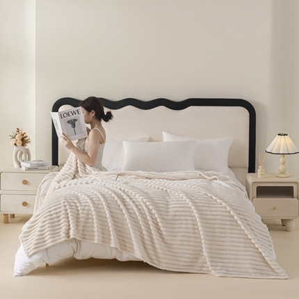 锦禾穗 2024新款兔毛绒多功能毛毯高克重抽条纯色加宽加厚双面绒 兔毛奶白