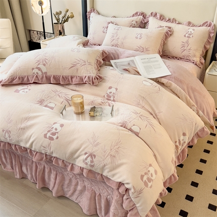 2024新品A类牛奶绒韩版雕花四件套 熊猫-玉