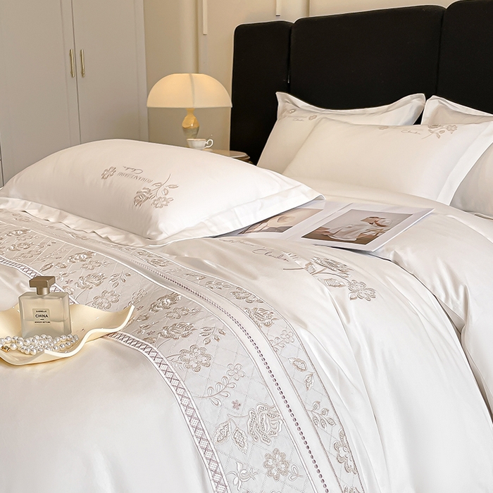 91家纺网 家纺一手货源 找家纺 理想家家纺 2024新款13372全棉刺绣四件套系列-花恋 白