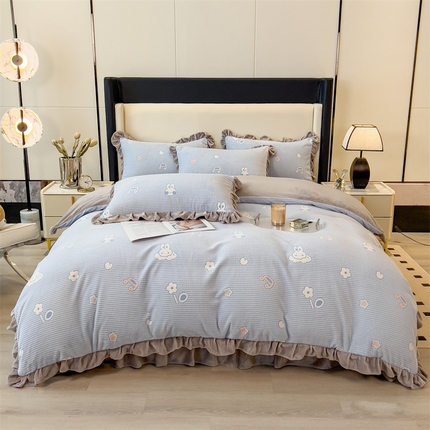 91家纺网 家纺一手货源 找家纺 （总）2024新品A类牛奶绒韩版雕花四件套