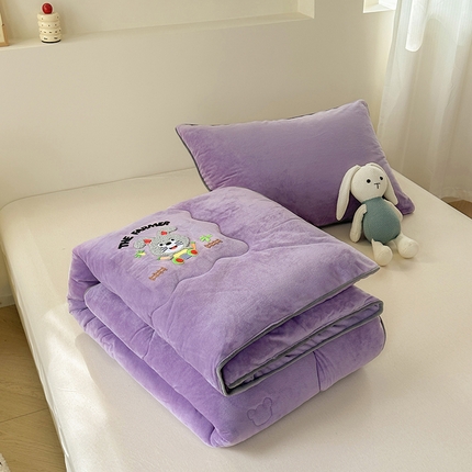 91家纺网 家纺一手货源 找家纺 2024新款宝宝绒儿童被 紫-小兔子