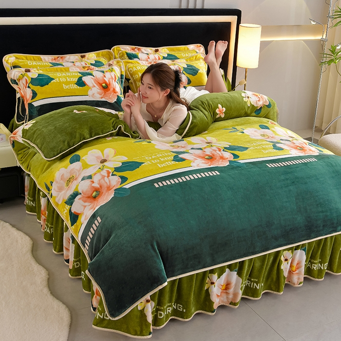 91家纺网 家纺一手货源 找家纺 诺梵 2025直播8.5斤高克重牛奶绒四件套水晶金貂法莱绒床裙款 秋意浓