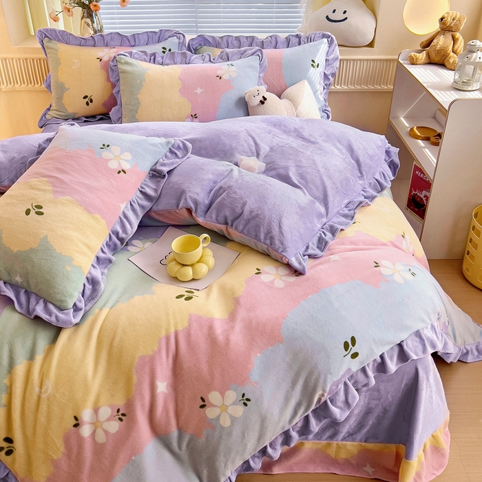 91家纺网 家纺一手货源 找家纺 找底底家纺 2024新款牛奶绒印花四件套 彩虹