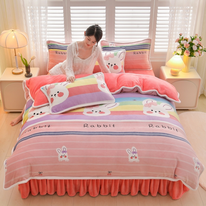 91家纺网 家纺一手货源 找家纺 绒耀 2025新款高克重牛奶绒四件套保暖四件套直播爆款电商爆款 彩虹兔