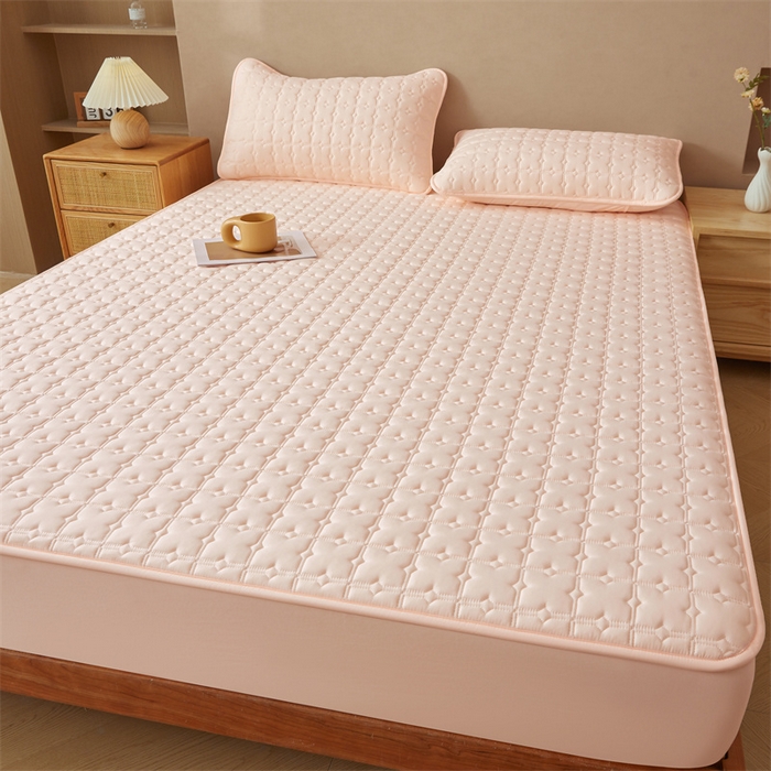 91家纺网 家纺一手货源 找家纺 雯豆家纺 2025新品【漏水包赔】防水隔尿夹棉床笠三件套A类纯色素色床垫保护套 雅致防水款-豆蔻玉