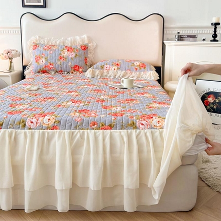 91家纺网 家纺一手货源 找家纺 （总）恋尚 2025新款印花蜜桃棉夹棉床笠式单床裙韩版花边床裙