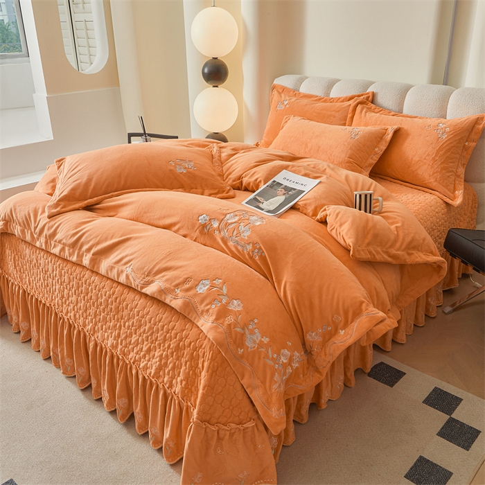 91家纺网 家纺一手货源 找家纺 2024新款锦肤绒蝶恋花床盖款四件套 蝶恋花-爱玛橙