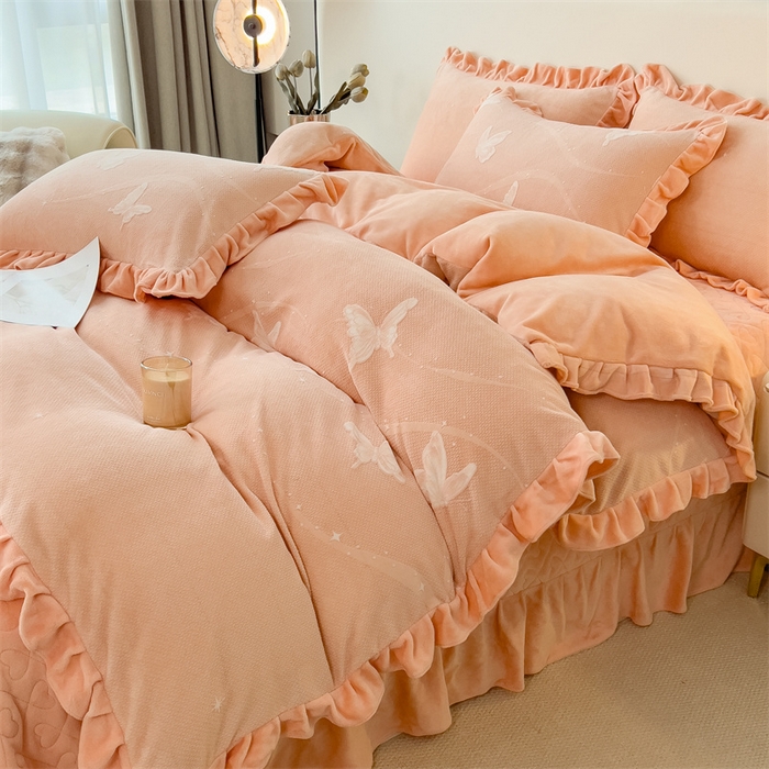 91家纺网 家纺一手货源 找家纺 2024新品A类牛奶绒韩版雕花四件套 蝴蝶飞舞-玉