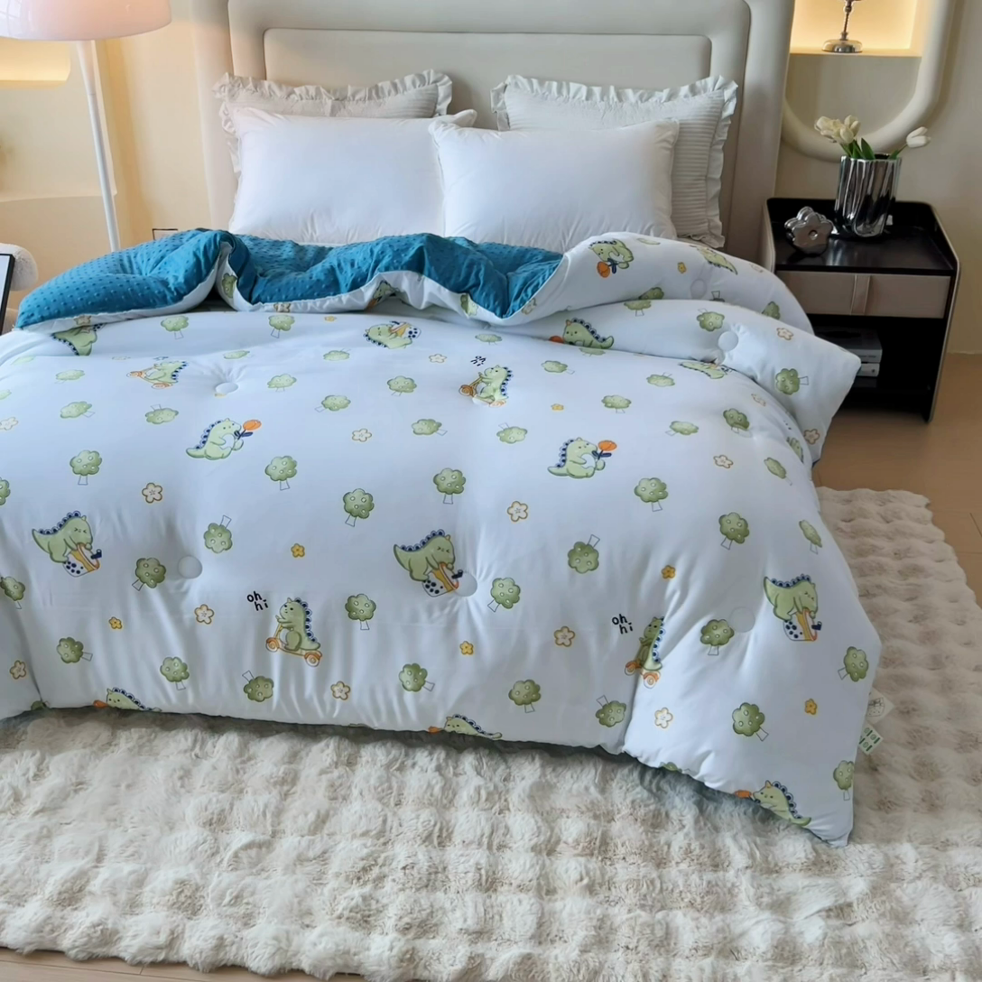 91家纺网 家纺一手货源 找家纺 暖阁 2025新款A类水洗棉豆豆被冬被春秋被被子被芯 开心恐龙