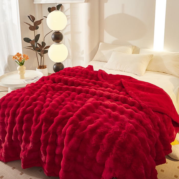 91家纺网 家纺一手货源 找家纺 尚品凤凰 2025新款亲肤舒适加厚保暖貂绒兔毛泡泡毛毯 泡泡-大红