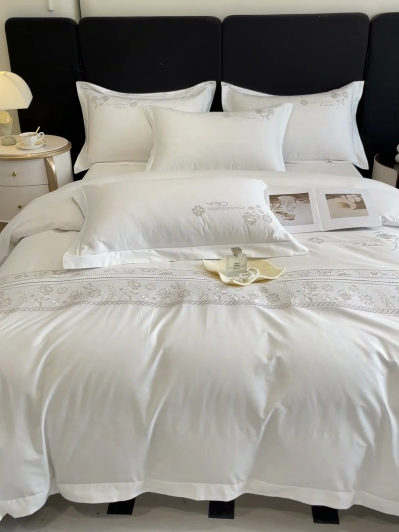 91家纺网 家纺一手货源 找家纺 理想家家纺 2024新款13372全棉刺绣四件套系列-花恋 白