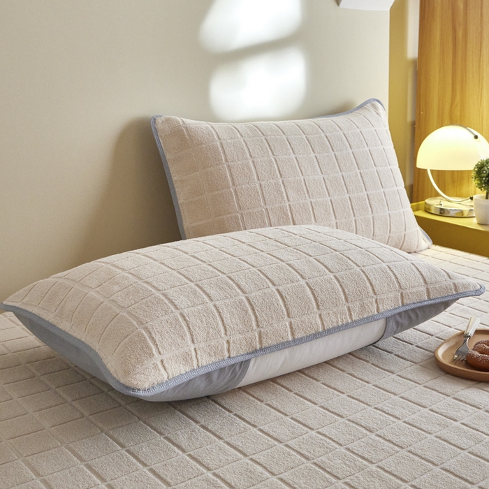 91家纺网 家纺一手货源 找家纺 爱港家纺 2024新款全棉A类毛巾被升级款单人枕巾枕芯保护套枕套 暖棉-白