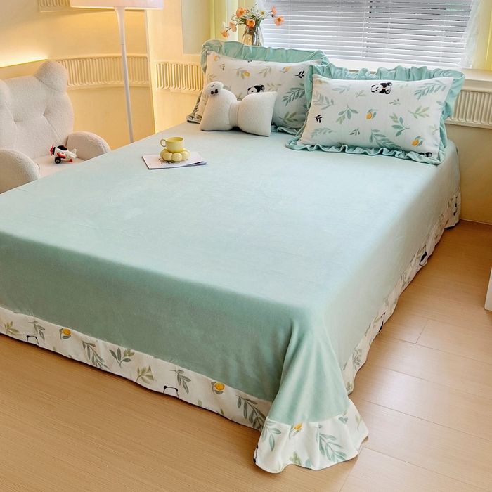 91家纺网 家纺一手货源 找家纺 找底底家纺 2024新款牛奶绒印花四件套 熊猫抱竹