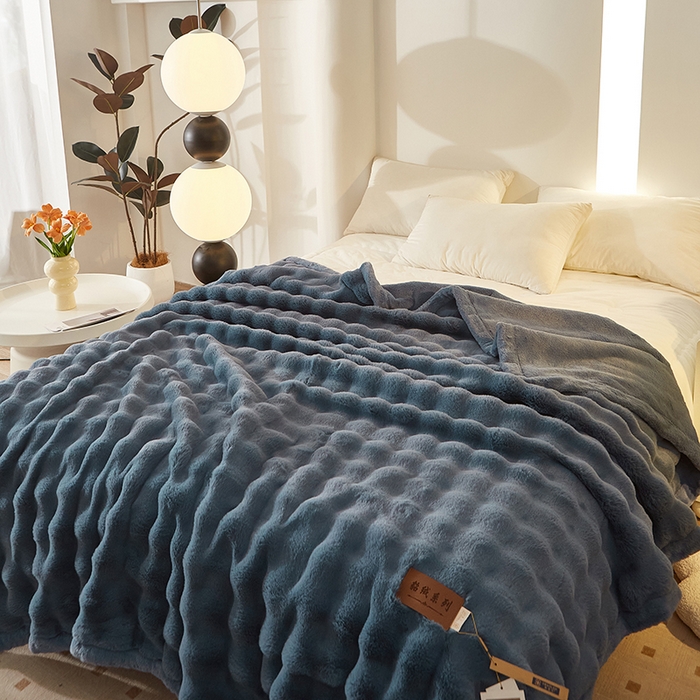 91家纺网 家纺一手货源 找家纺 尚品凤凰 2025新款亲肤舒适加厚保暖貂绒兔毛泡泡毛毯 泡泡-蓝