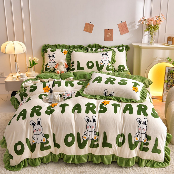 91家纺网 家纺一手货源 找家纺 妮恒美 2024新款韩版印花牛奶绒四件套 爱心兔