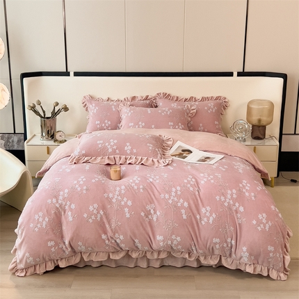 91家纺网 家纺一手货源 找家纺 （总）2024新品A类牛奶绒韩版雕花四件套