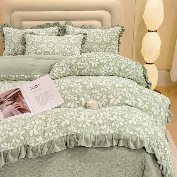 91家纺网 家纺一手货源 找家纺 2024新品A类牛奶绒韩版雕花四件套 茉莉花-绿