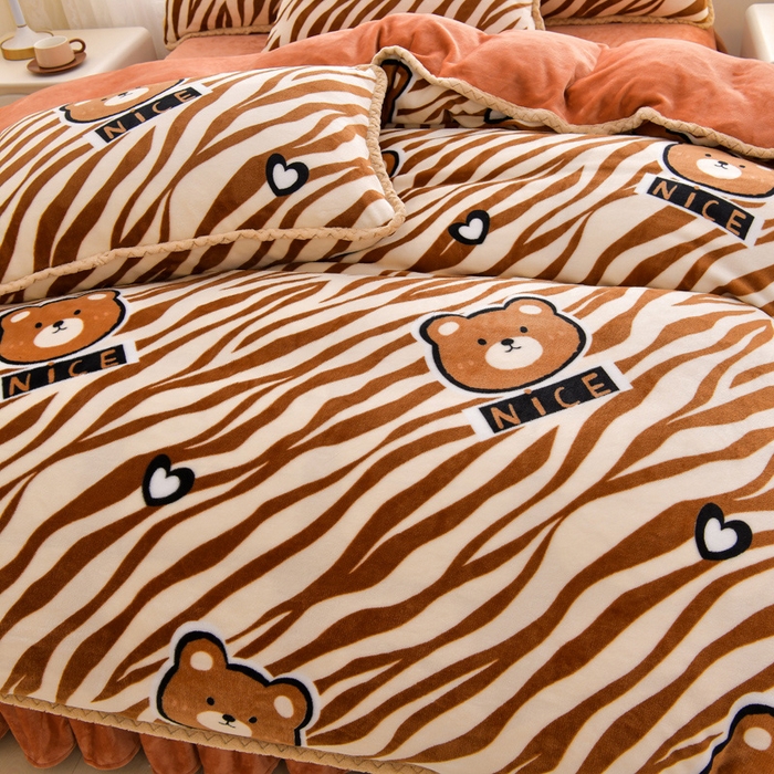 91家纺网 家纺一手货源 找家纺 绒耀 2025新款高克重牛奶绒四件套保暖四件套直播爆款电商爆款 熊先生