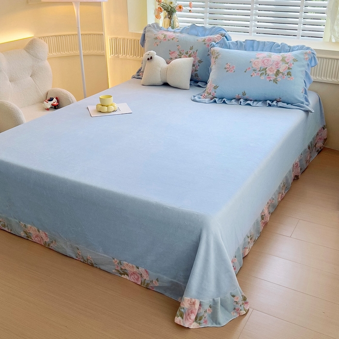 91家纺网 家纺一手货源 找家纺 找底底家纺 2024新款牛奶绒印花四件套 蓝牡丹