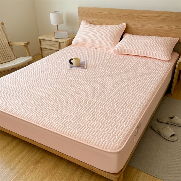 91家纺网 家纺一手货源 找家纺 雯豆家纺 2025新品【漏水包赔】防水隔尿加厚夹棉床笠三件套床垫保护套纯色床罩 格调防水款-豆蔻玉