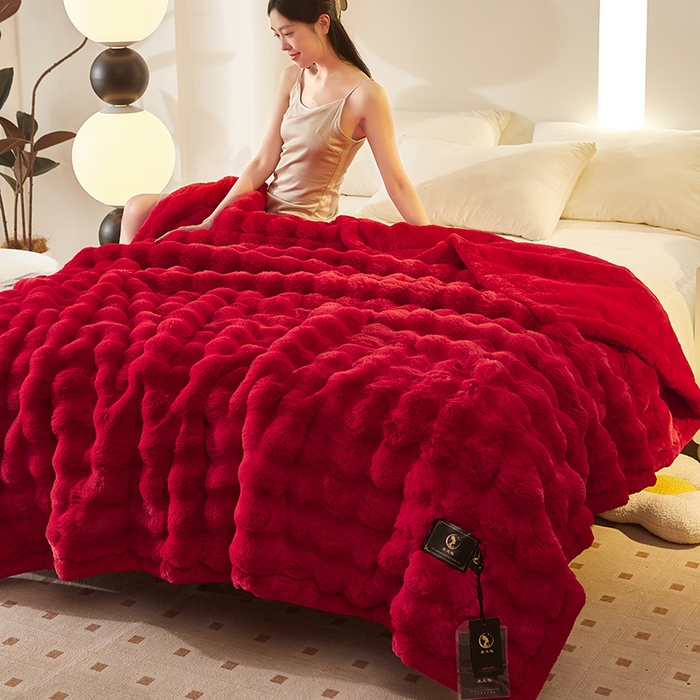 91家纺网 家纺一手货源 找家纺 尚品凤凰 2025新款亲肤舒适加厚保暖貂绒兔毛泡泡毛毯 泡泡-大红