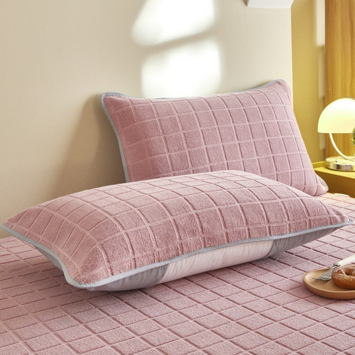 91家纺网 家纺一手货源 找家纺 爱港家纺 2024新款全棉A类毛巾被升级款单人枕巾枕芯保护套枕套 暖棉-红