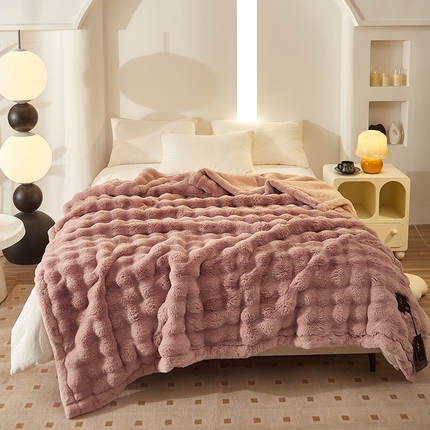 尚品凤凰 2025新款亲肤舒适加厚保暖貂绒兔毛泡泡毛毯 泡泡-樱花粉