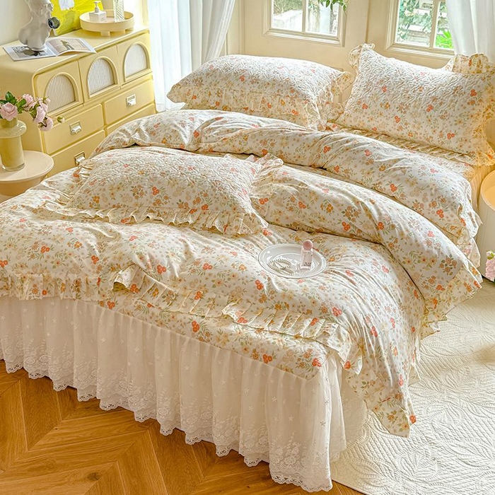 91家纺网 家纺一手货源 找家纺 2024新款全棉夹棉绗缝床裙三件套纯棉印花法式四件套套件蕾丝公主风 甜蜜蜜