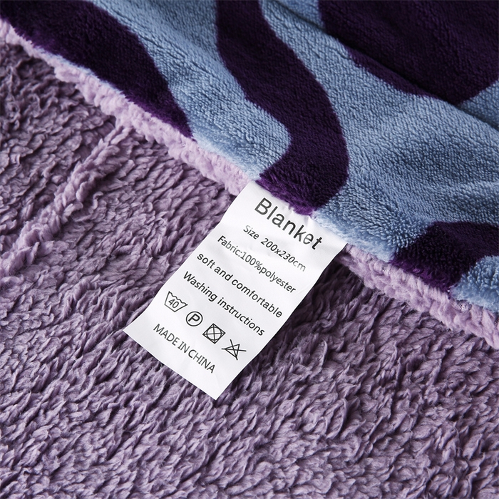 91家纺网 家纺一手货源 找家纺 巴木赫 2024新款熊猫绒配同色羊羔绒毛毯 山梗紫配色羊羔绒