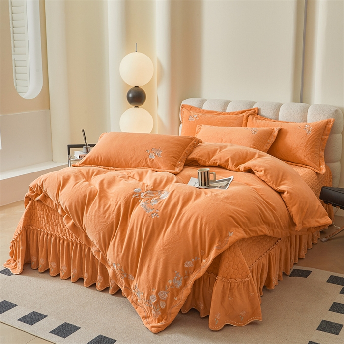 91家纺网 家纺一手货源 找家纺 2024新款锦肤绒蝶恋花床盖款四件套 蝶恋花-爱玛橙