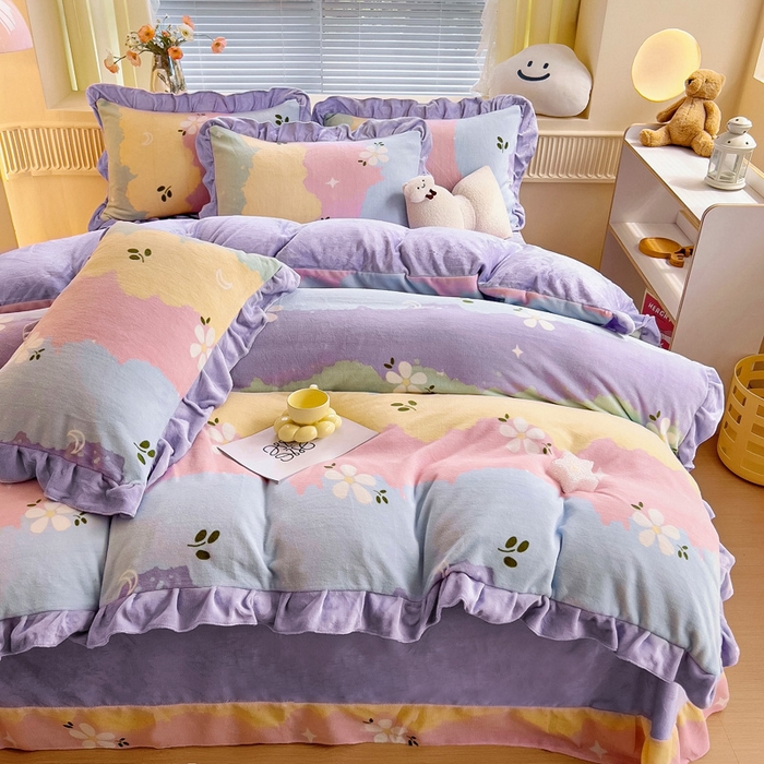 91家纺网 家纺一手货源 找家纺 找底底家纺 2024新款牛奶绒印花四件套 彩虹