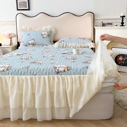 91家纺网 家纺一手货源 找家纺 （总）恋尚 2025新款印花蜜桃棉夹棉床笠式单床裙韩版花边床裙