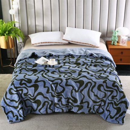 91家纺网 家纺一手货源 找家纺 巴木赫 2024新款熊猫绒配同色羊羔绒毛毯 鸭青配色羊羔绒