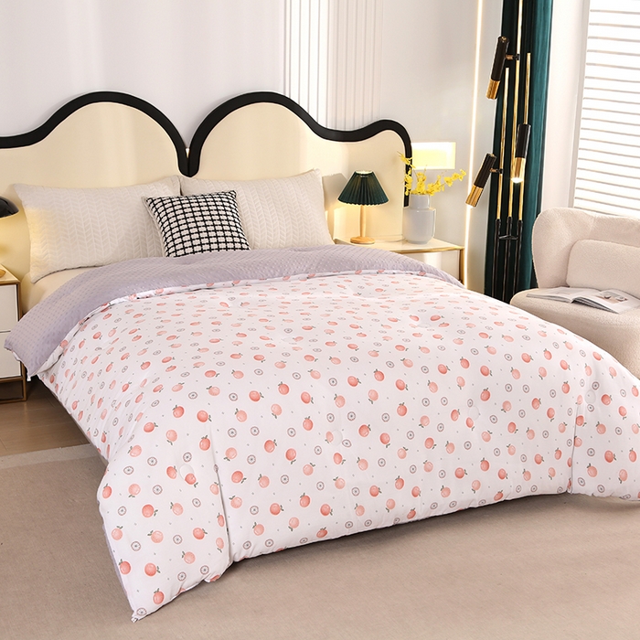 91家纺网 家纺一手货源 找家纺 暖阁 2025新款A类水洗棉豆豆被冬被春秋被被子被芯 幸运果